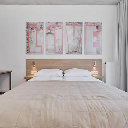 דירה Piekarnia Zywa Kultura Atmospheric In By Renters ורוצלב