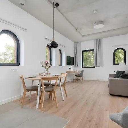 Piekarnia Zywa Kultura Atmospheric In By Renters * ורוצלב