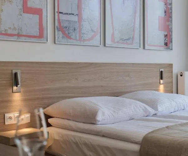 Piekarnia Zywa Kultura Atmospheric In By Renters Apartamento