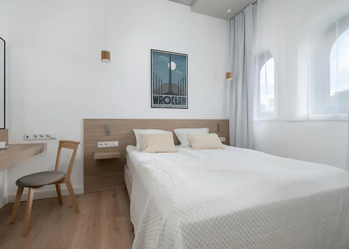 Apartamento Piekarnia Zywa Kultura Atmospheric In By Renters Wrocław