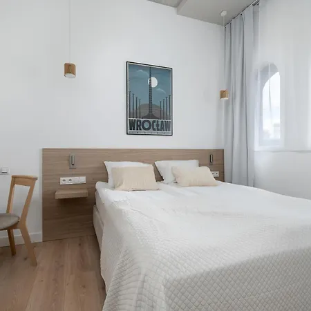 Apartmán Piekarnia Zywa Kultura Atmospheric In By Renters Vratislav