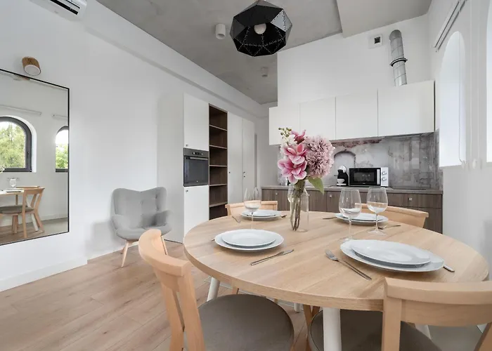 Piekarnia Zywa Kultura Atmospheric In By Renters Appartamento